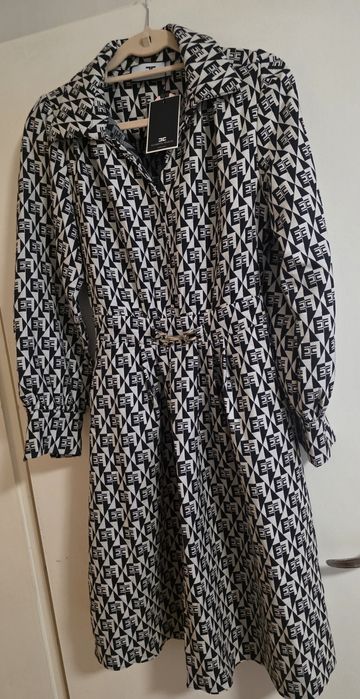 Рокля Elisabetta Franchi