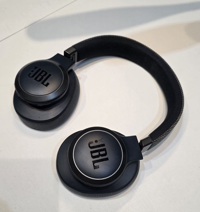 Căști JBL Live 650BTNC