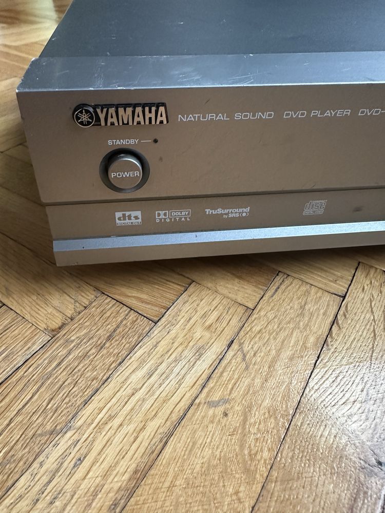 Yamaha DVD S-520