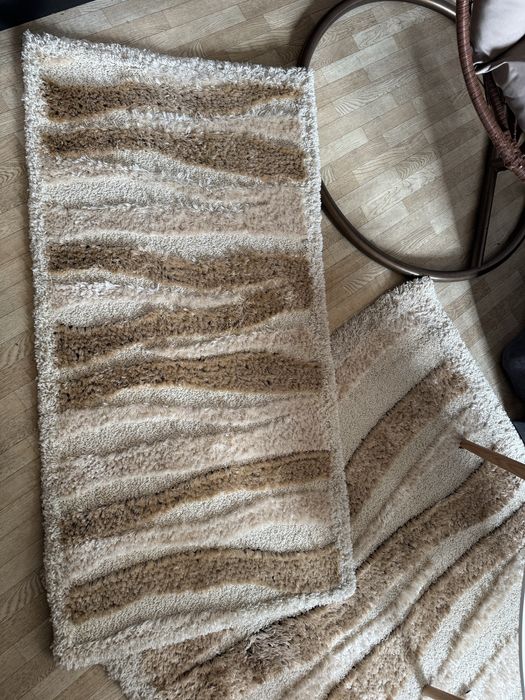 килими два броя бежово кафеви