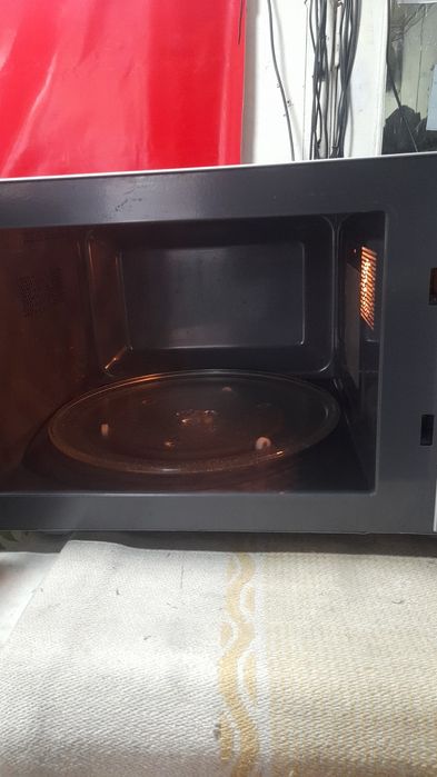 Mikrovalnovka sotiladi.