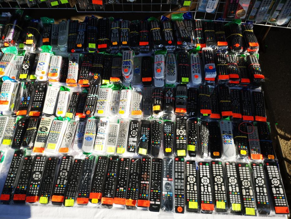 Telecomenzi TV, LCD, AER condiționat