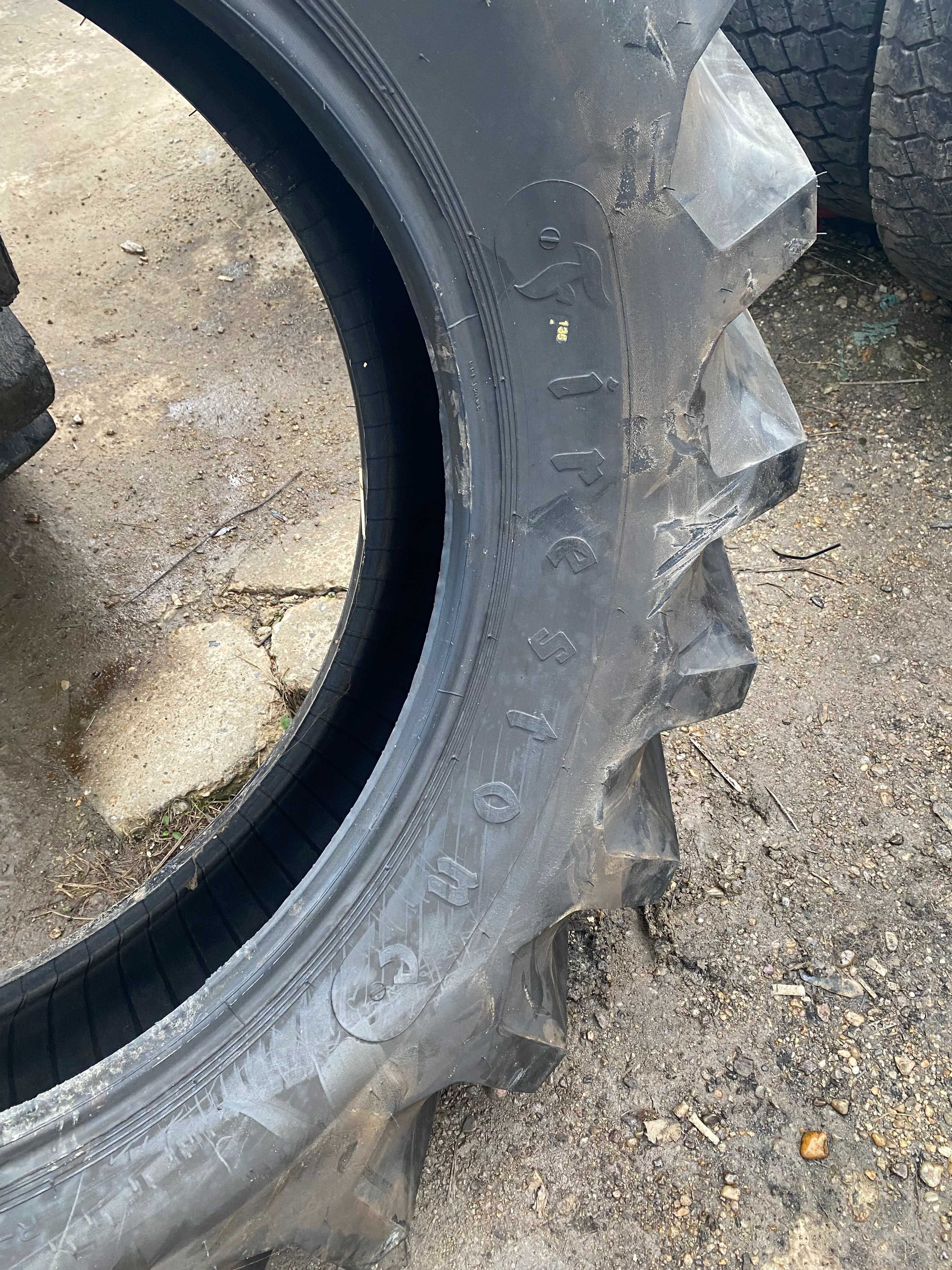 Cauciuc Firestone 14.9 R28