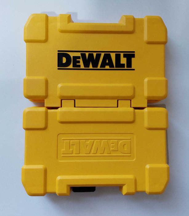 Dewalt  кейс с набором бит 16 шт