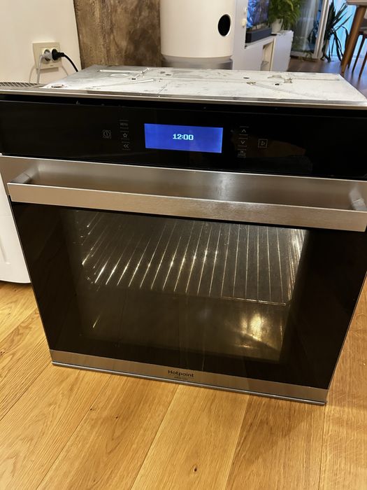 Фурна за вграждане hotpoint ariston, пиролиза, грил за пиле