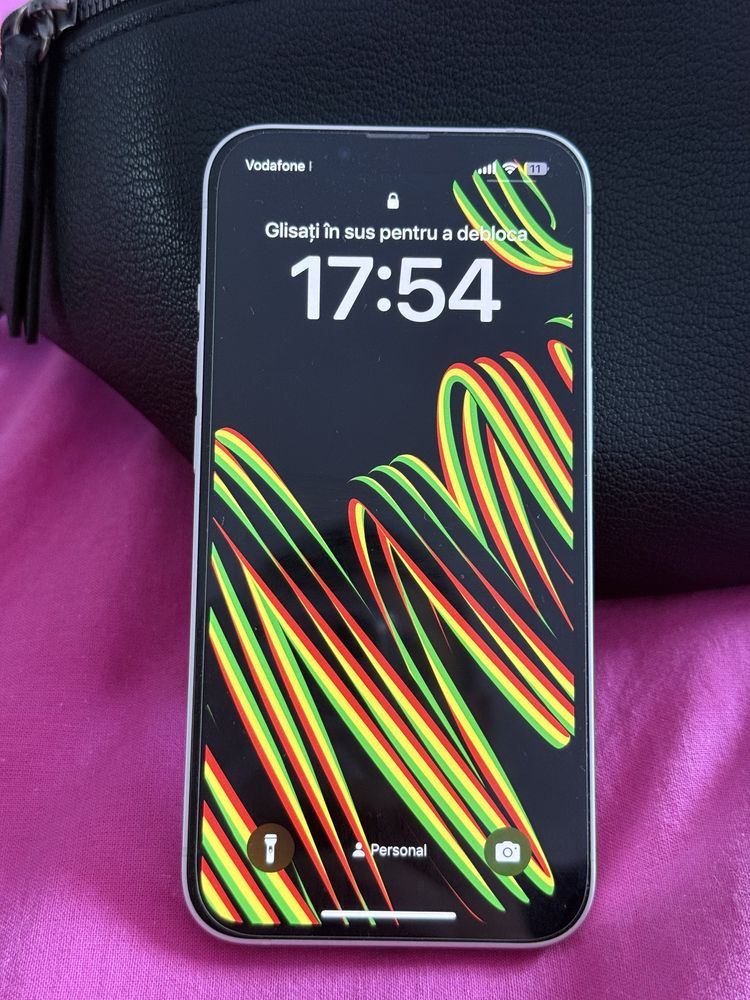 Iphone 13 impecabil