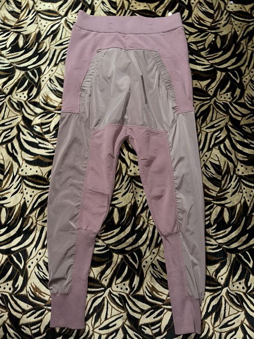 Pantaloni vagabond noi