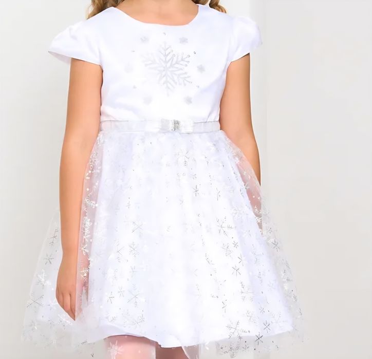 Продам платье для девочки нарядное