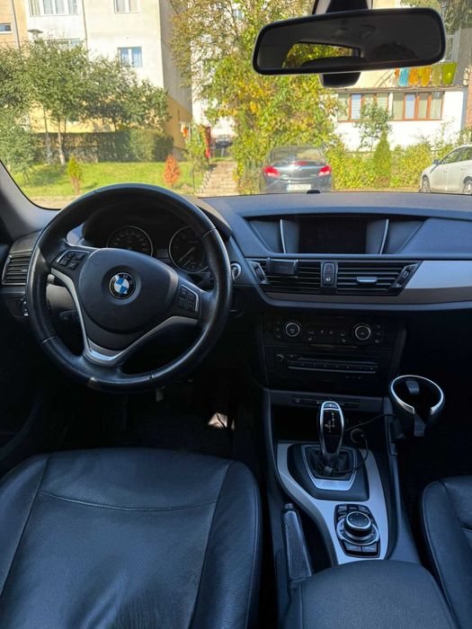 BMW X1 // XDRIVE Automat