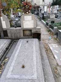 Vand loc de veci cu lucrare facuta in cimitirul Sf Gheorghe Capra