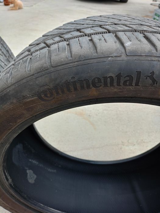 Продавам две гуми континентал цена за двете 275/35/20