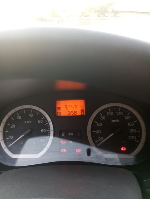 Vând Dacia Logan 2008 motor 1,6 benzină ,intretinuta