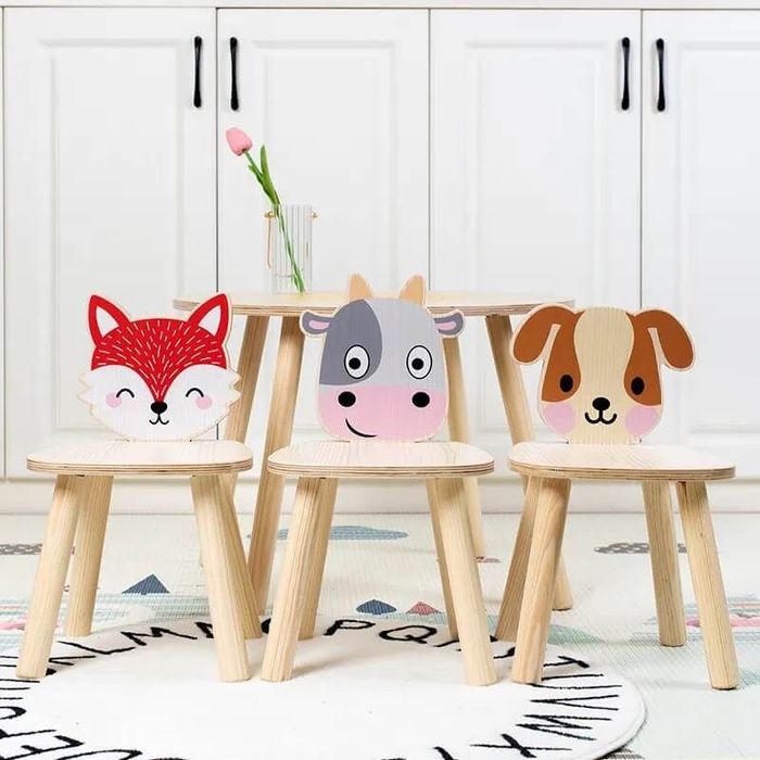 Детска маса със столчета