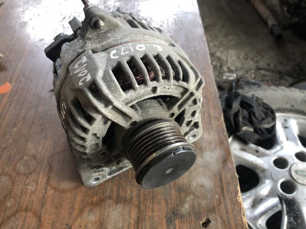 Alternator Renault/Dacia Clio 3/Logan/Laguna1.5Dci 2012