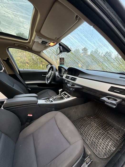 Vand e90 318i 2009