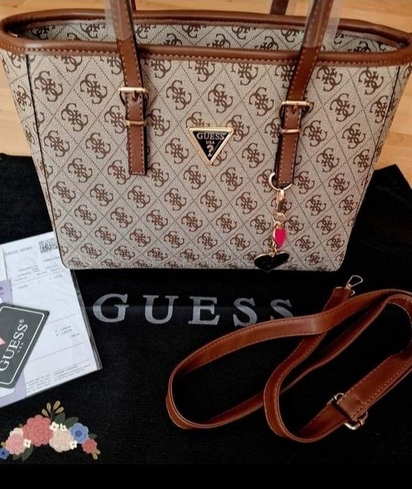 Geanta Guess,super model, material textil,saculet, etichetă