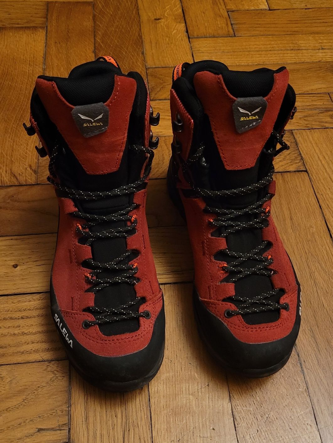 Salewa Size 38 mtn trainer 2MID Gore-Tex W