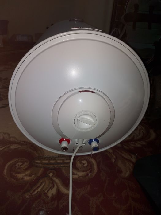 Продам новый Аристон THERMEX