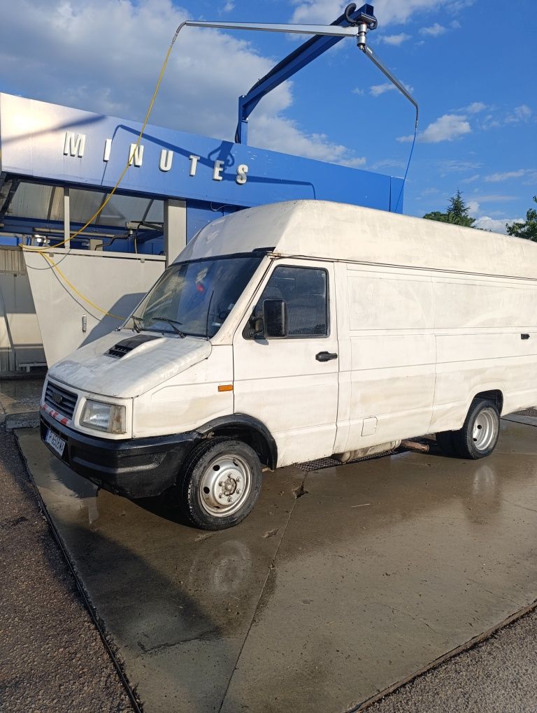 Iveko deyli 1999