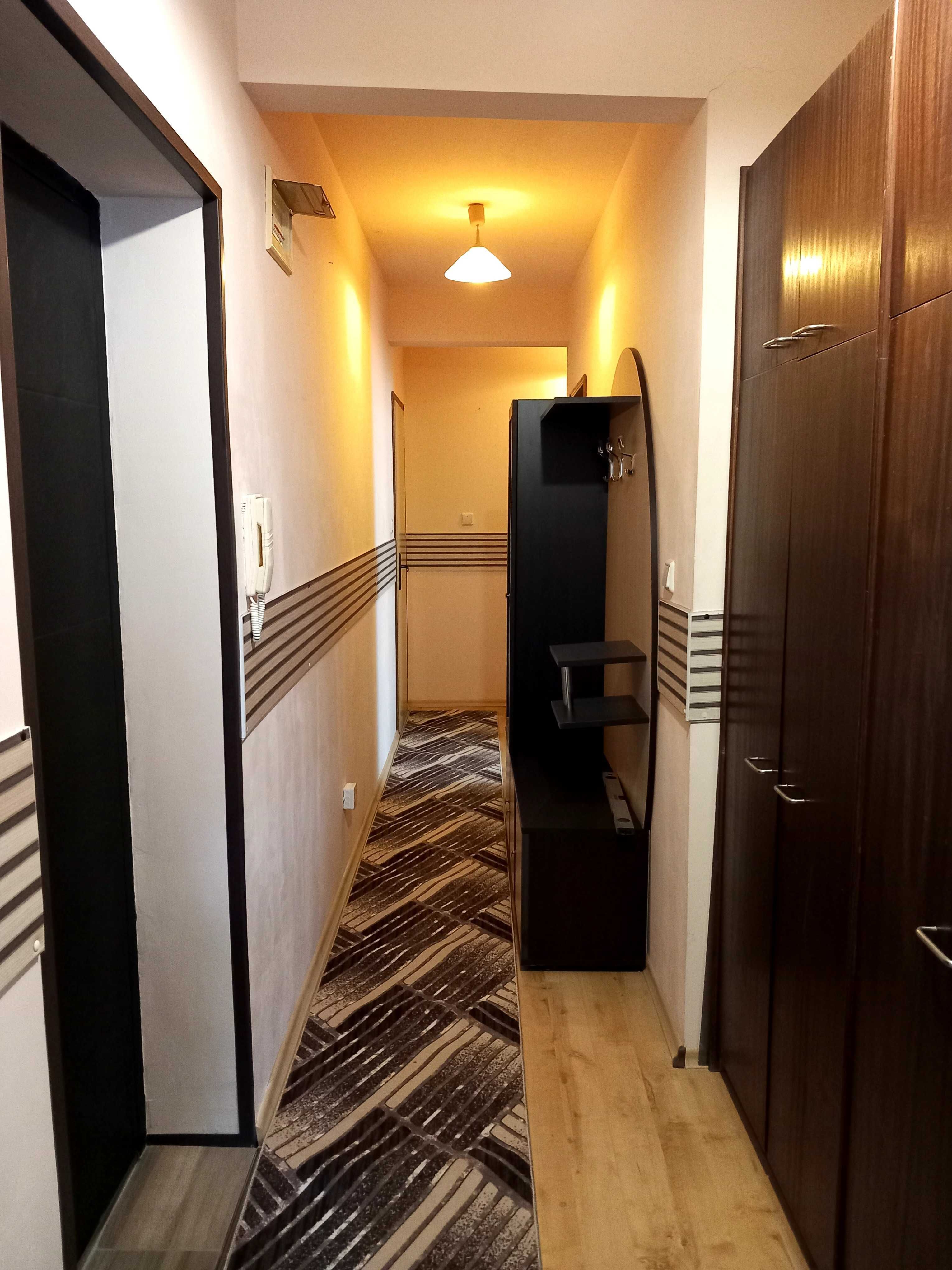Тристаен апартамент под наем в кв.Бриз, гр.Варна