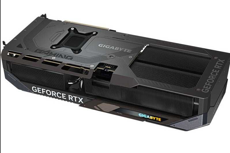 RTX 5080 Gigabyte Gaming OC 16GB GDDR7 256-bit DLSS 4.0