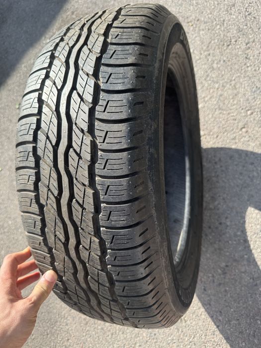 Шина Bridgestone 235/55/R18