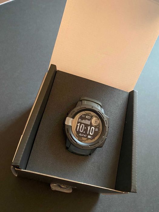 Часовник Garmin Instinct Black