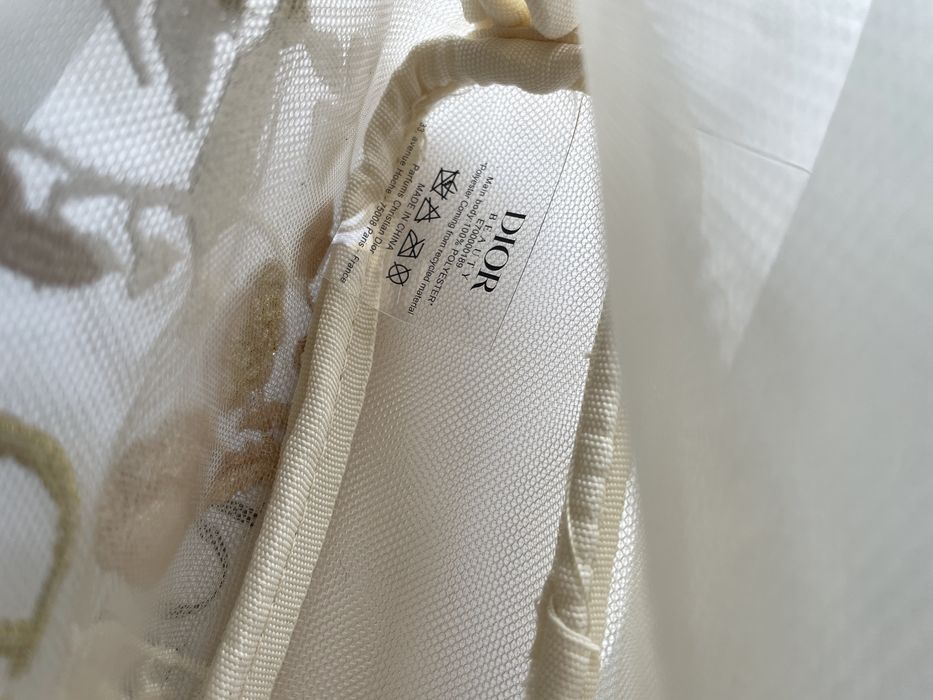 Нов несесер с кутия Dior