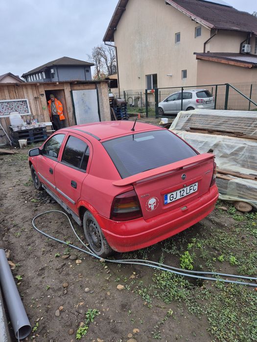 Opel astra G 1.6 16v reparatie/dezmembrat