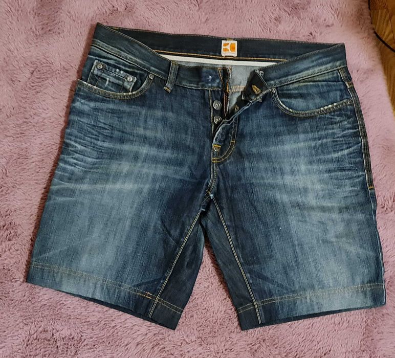 Pantaloni scurti Hugo Boss orange 34/35