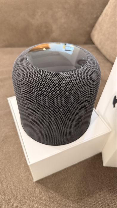 Apple HomePod Gen 1. Am doua bucati impecabile.
