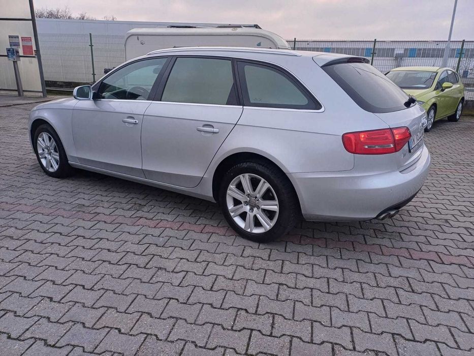 AUDI A4 B8 2.0 TDi 143 Cp 2009 Euro 5