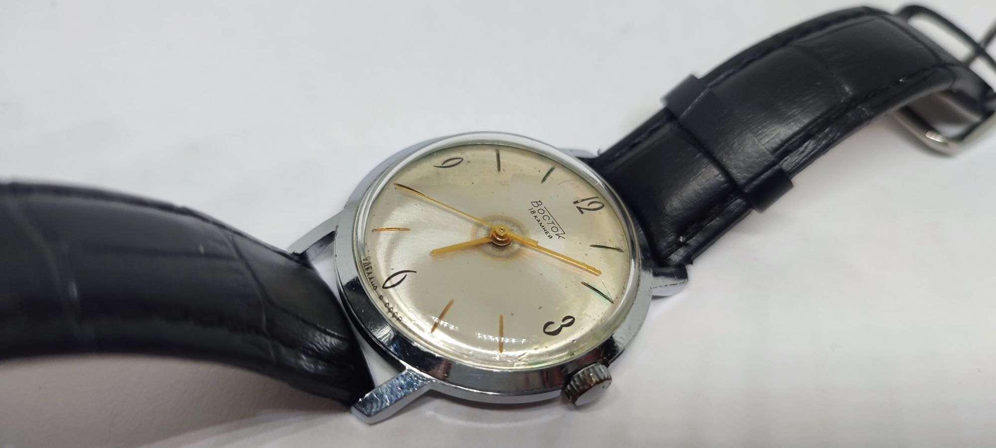 Лот от Винтидж часовници Seiko 5, Citizen, Vostok