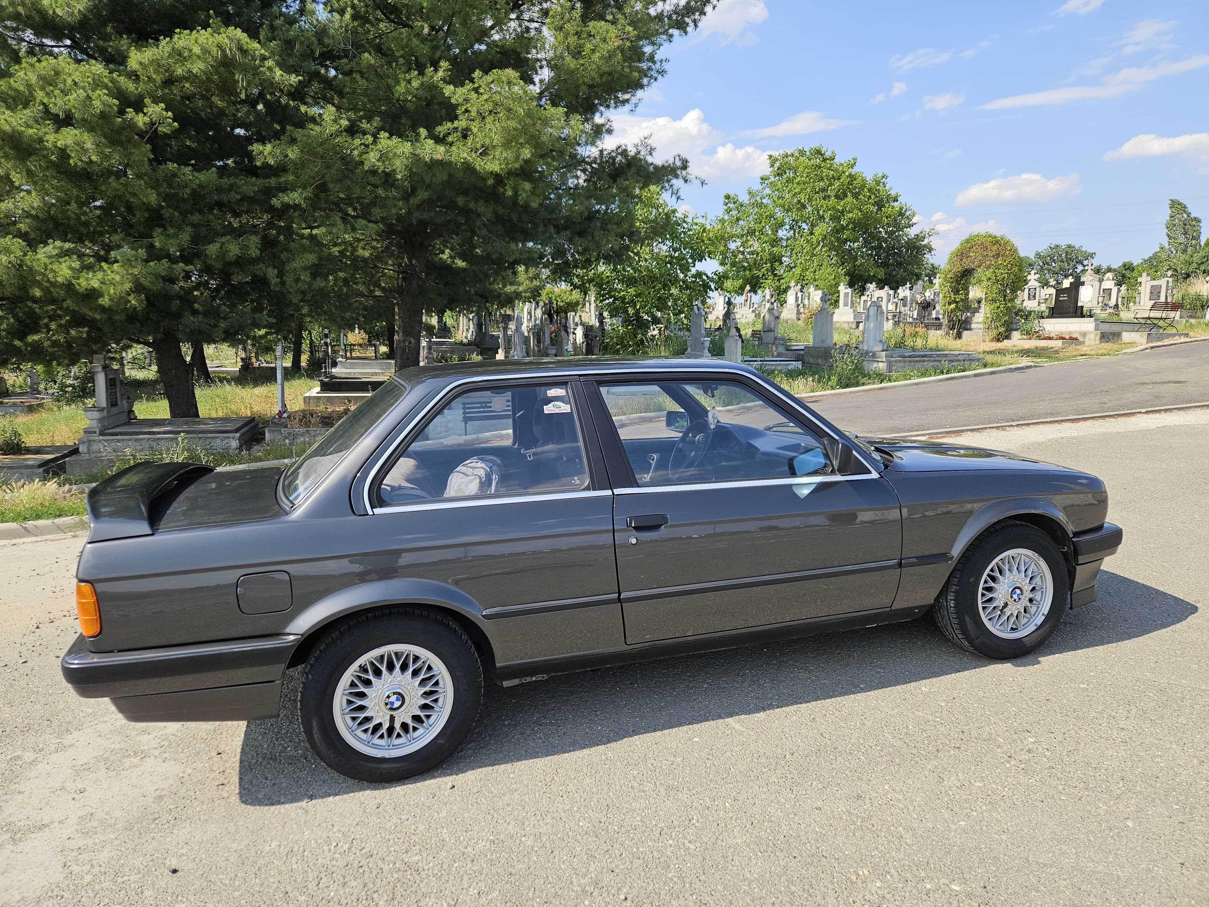 BMW Seria 3 - 320i - E30 Coupe - Vehicul istoric
