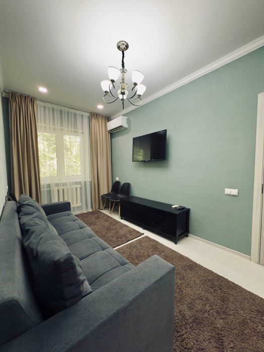 Буз 2 2/4/5 массив Ялангач ор-р Nora med клиника, Пойтахт автосалон !