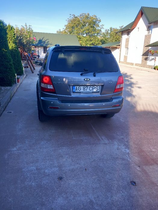 Vând kia sorrento Automata 2007 2,5
