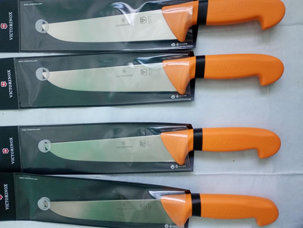 Victorinox чисто нови