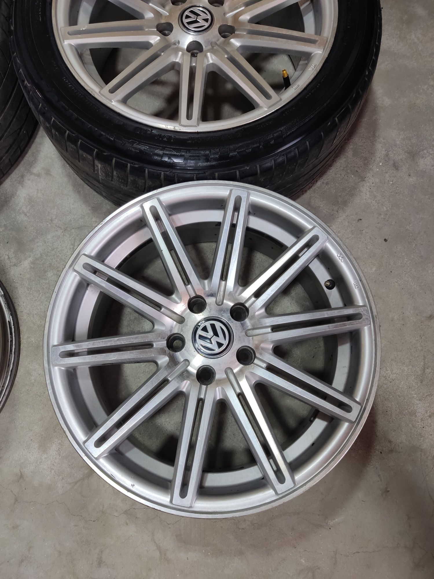 Vossen CV4  17" 5x112