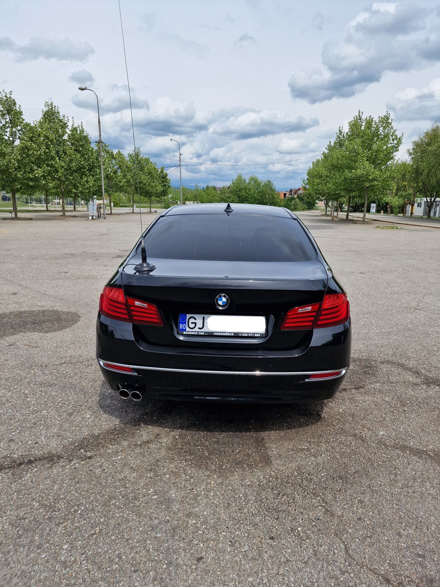 BMW 520 Model Luxury