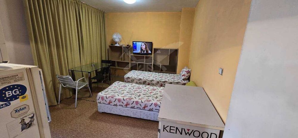 Дава се под наем Четиристаен апартамент в Пловдив, Изгрев - 120 кв.м за 500 € - Снимка #3