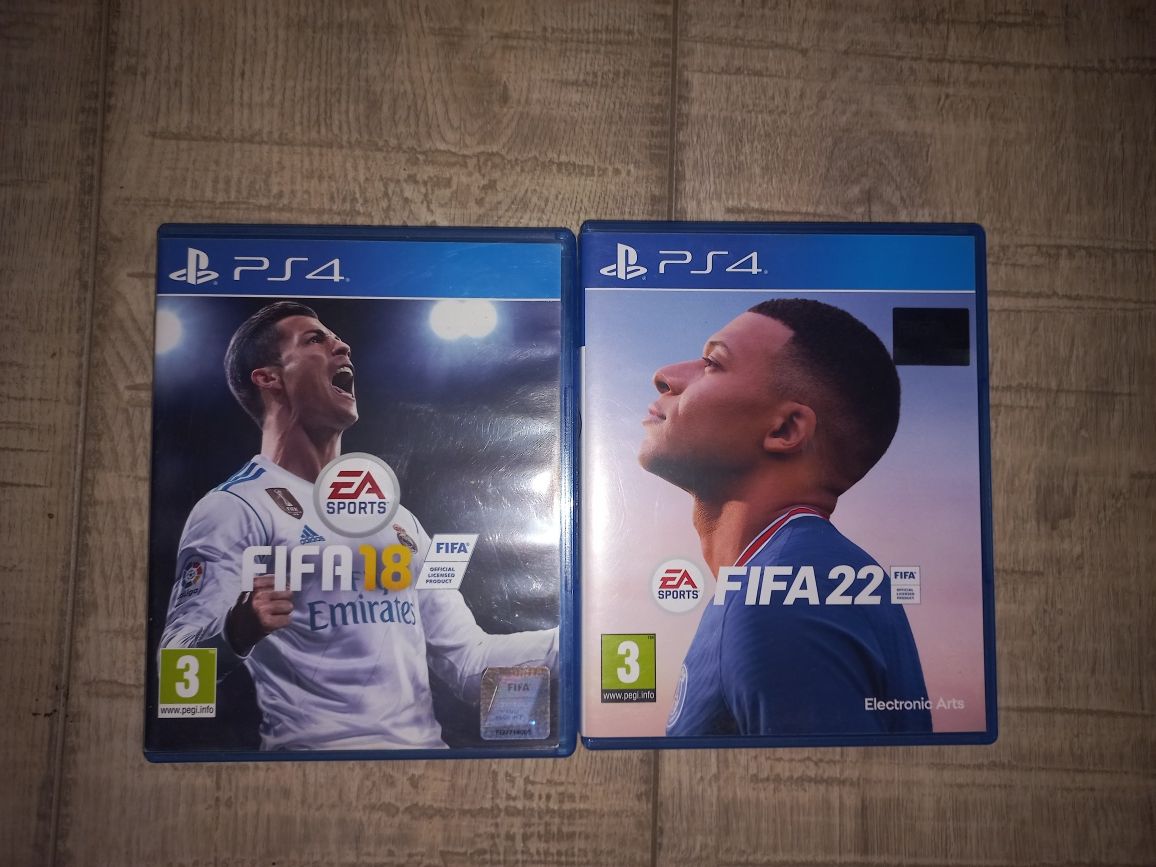 PS4 Fifa Bundle 22 + 18