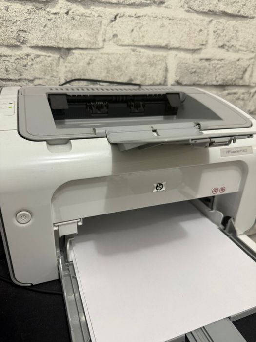Продам HP LaserJet 1002, состояние отличное