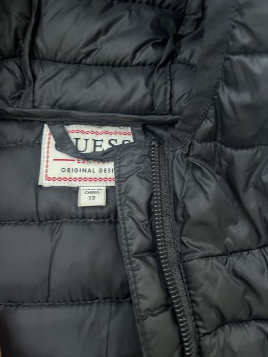 Детско яке и грейка guess