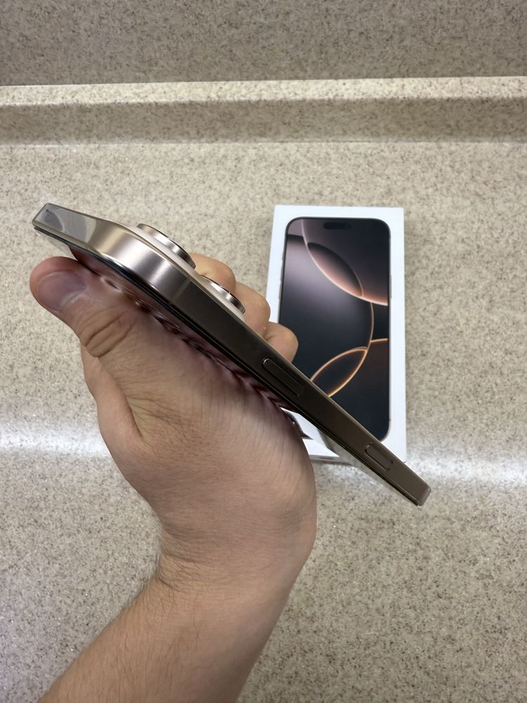 iPhone 16 pro max