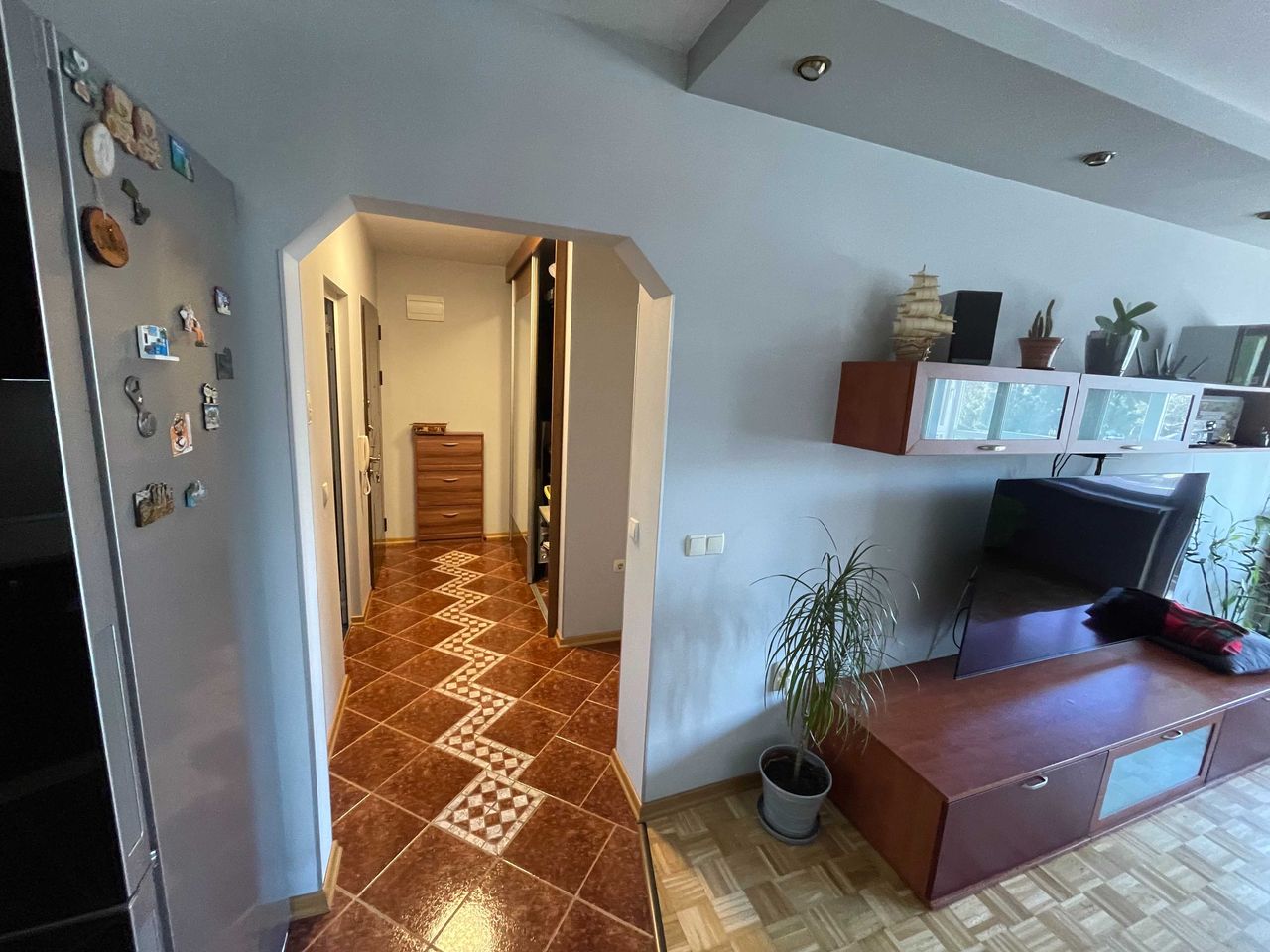 Продава се Двустаен апартамент в София, Младост 1 - 74 кв.м за 3041 €/кв.м - Снимка #3