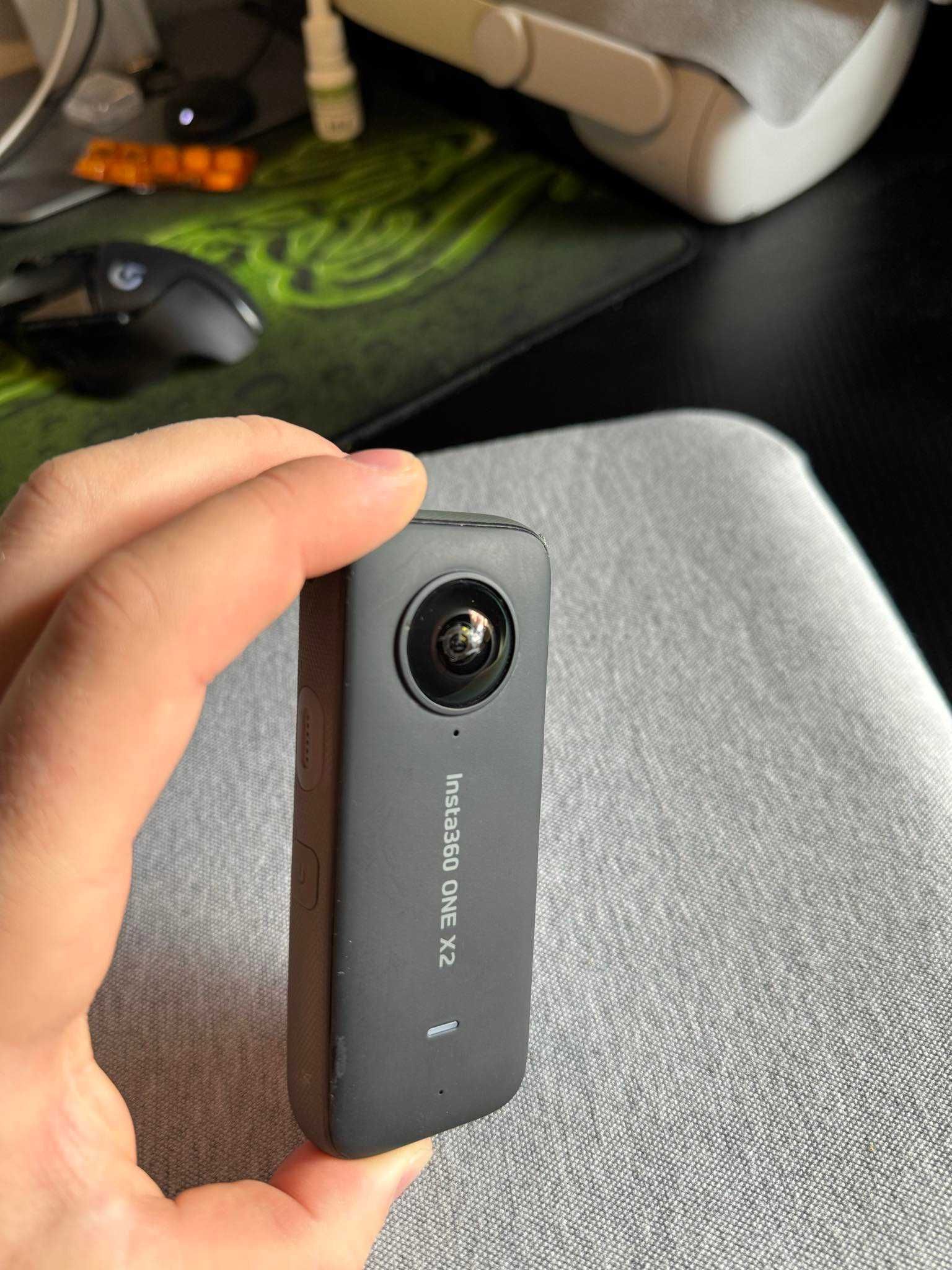 Insta360 One X2 + 2 допълнителни батерии и зарядно