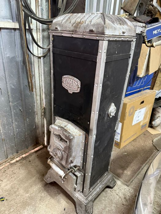 Sobita veche samotata