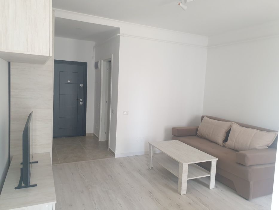 Garsoniera de inchiriat.