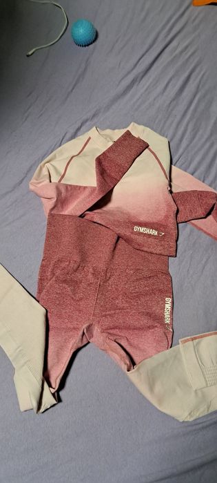 Клин и топ на gymshark С размер