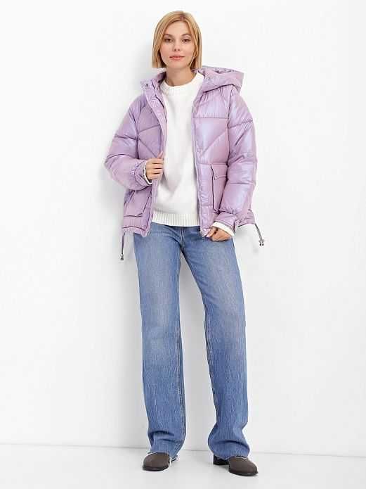 Продам новую яркую куртку покупала в  Интертоп